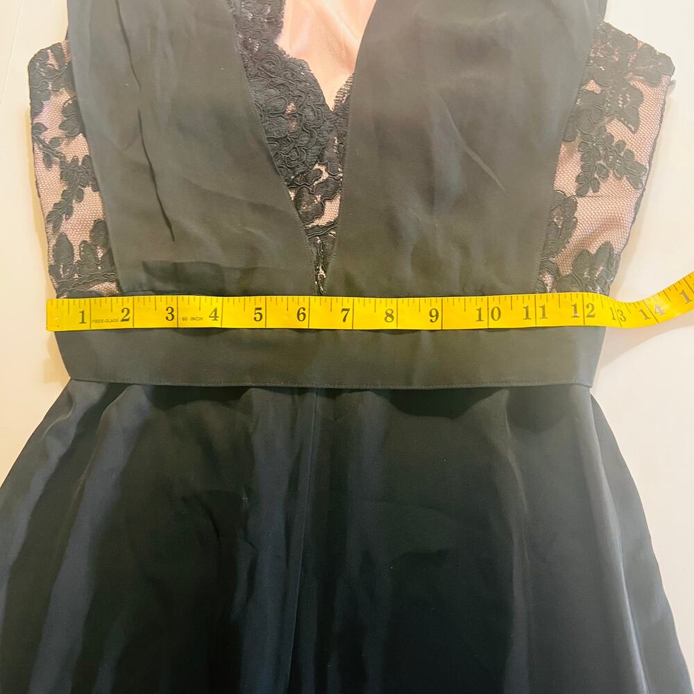 Raoul Lana Scallop Black Lace Overlay Maxi Dress Size 2 - Picture 6 of 10